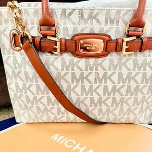 NWT Michael Kors Hamilton Satchel Shoulder bag
